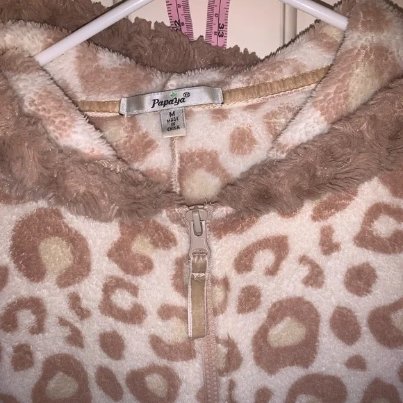 Papaya Fleece Leopard Print Adult Onesie with Hood Size M - Picture 3 of 6